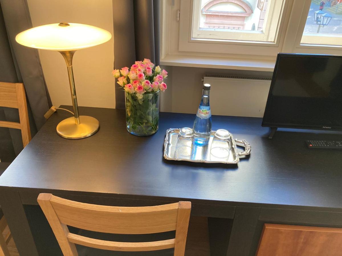 Cafe & Hotel Knoesel Хайделберг Екстериор снимка